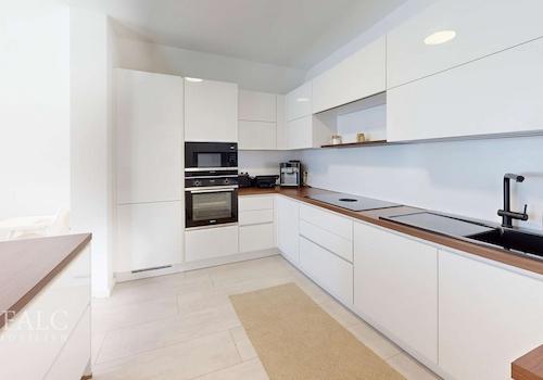 Vorderhaus_Wohnung 2_OG_Küche