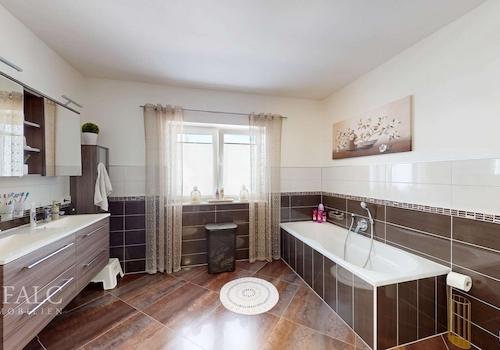 Hinterhaus_OG_Badezimmer