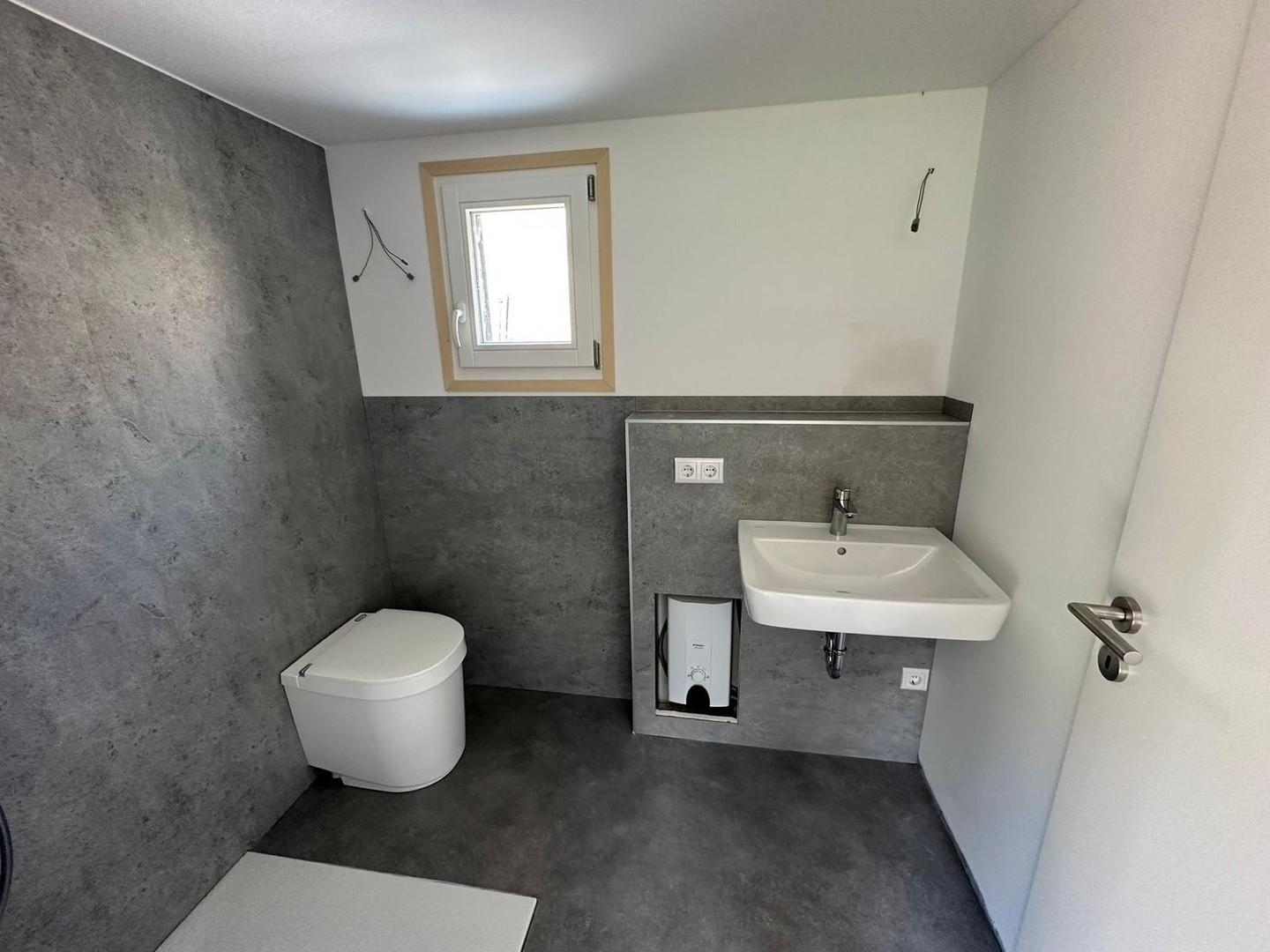 Badezimmer mit Dusche