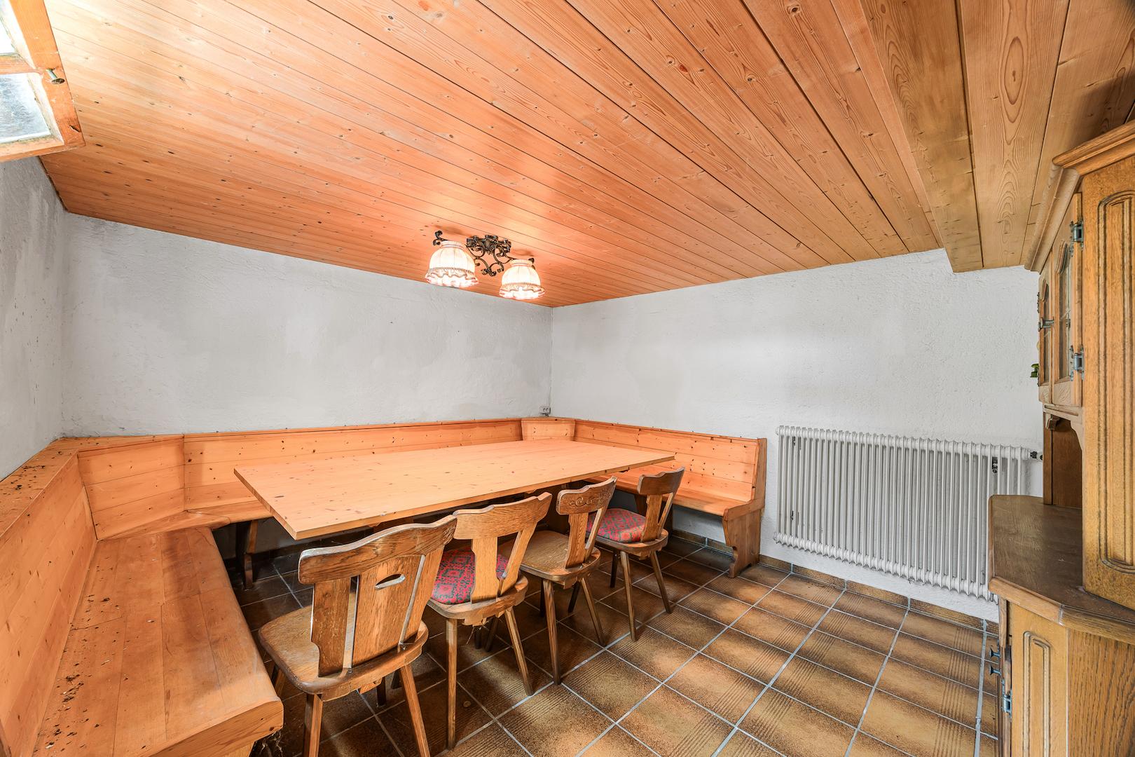 Stube unter Garage