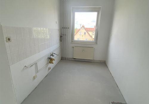 sep. Küche- erhält ebenfalls noch neuen Fussboden