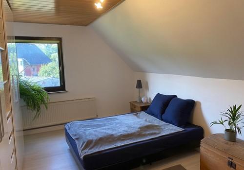 Schlafzimmer im DG