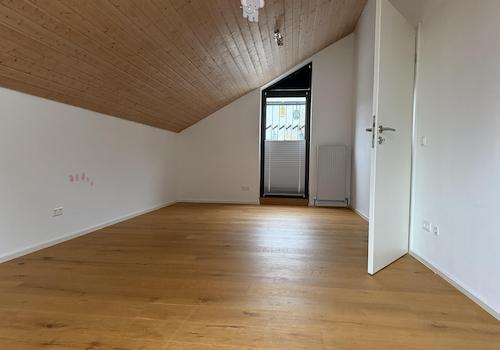 Kinderzimmer/Arbeitszimmer