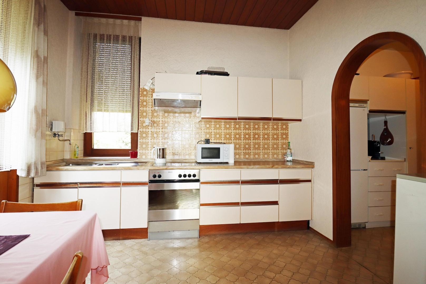 Küche der Wohnung im OG rechts