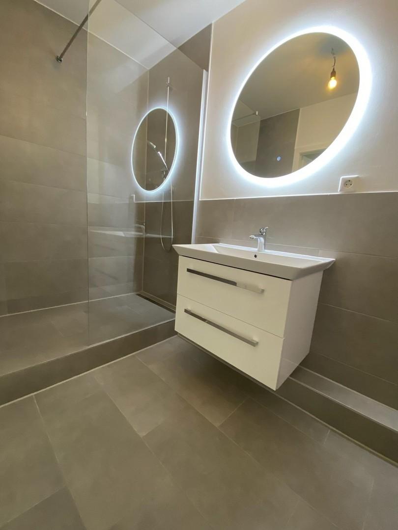 Badezimmer inkl. Spiegel