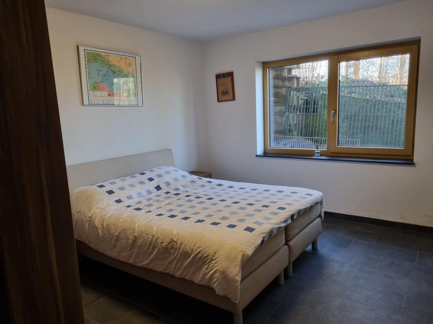 Großes Schlafzimmer unten