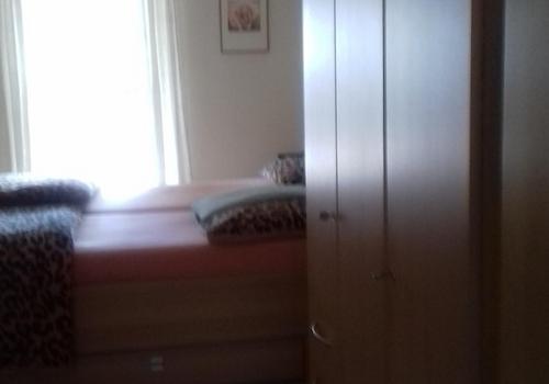 schlafzimmer aus den duschbad