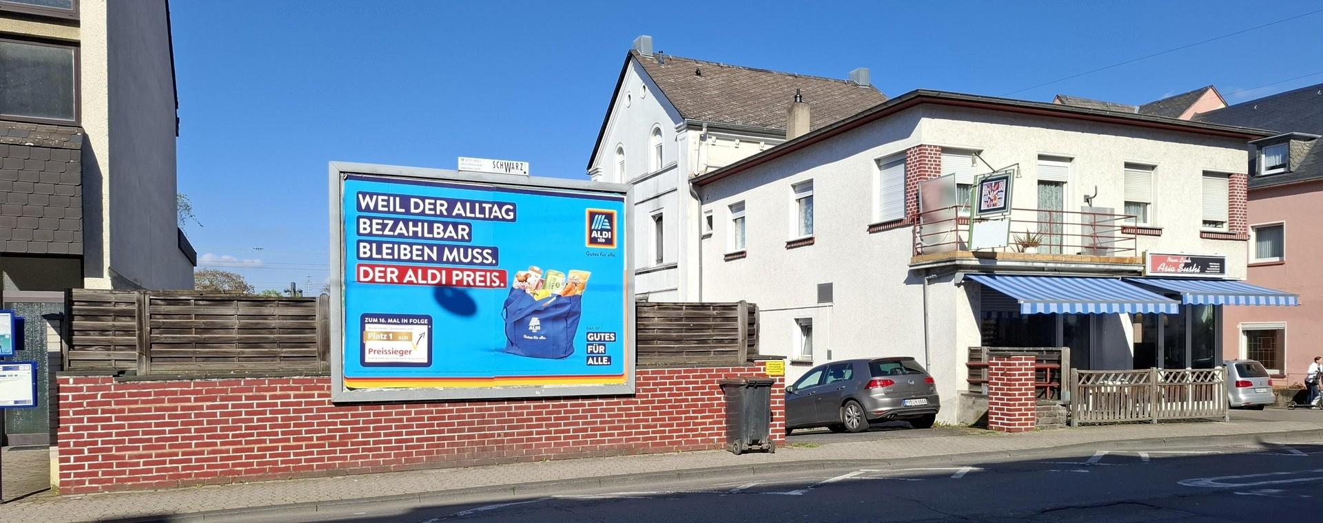 Hof und Baulücke