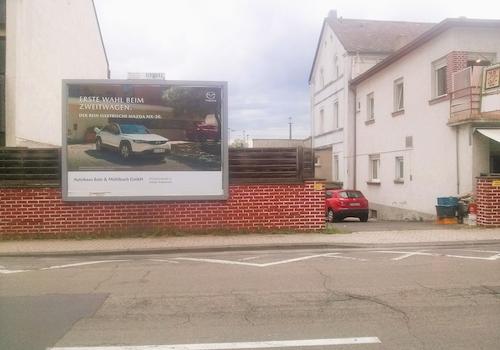 Hof und Baulücke