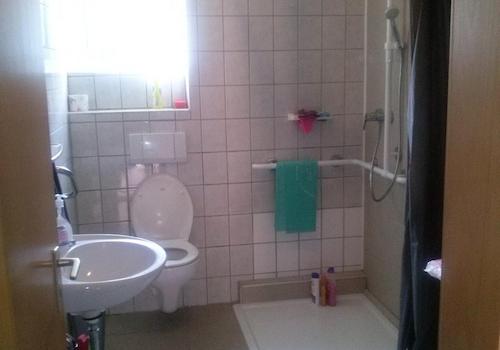 WC und Begehbare Dusche