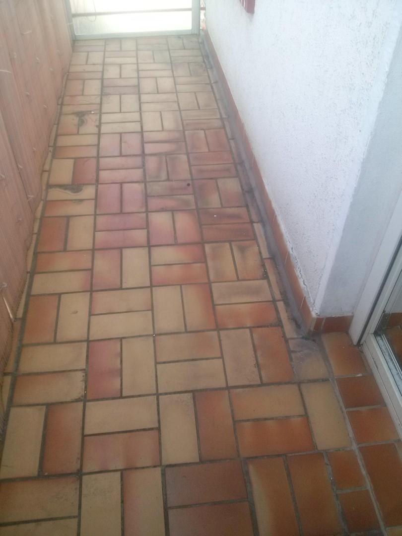 Balkon 1.OG. li.