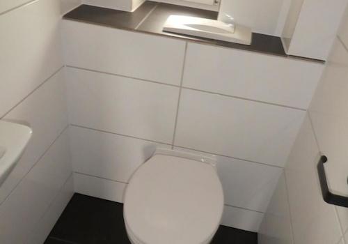 1. OG WC