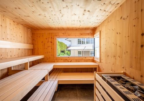 Zirbenholz-Sauna