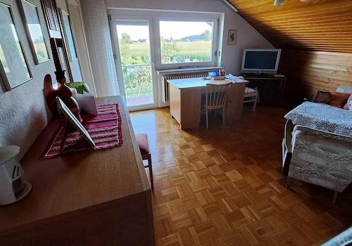 Wohnzimmer im Obergeschoß