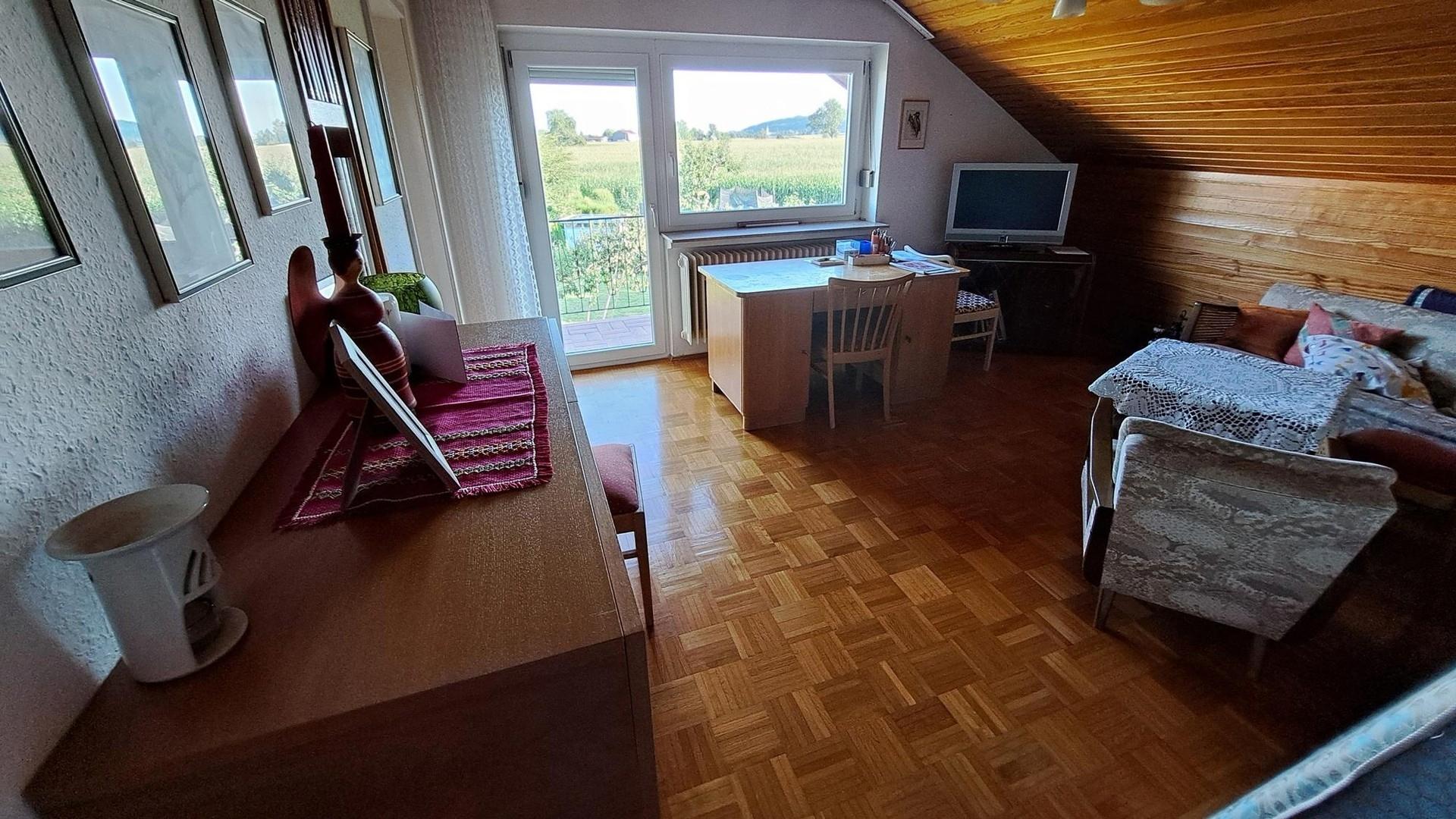 Wohnzimmer im Obergeschoß
