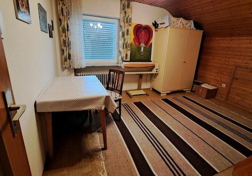 Kinder-/Gästezimmer