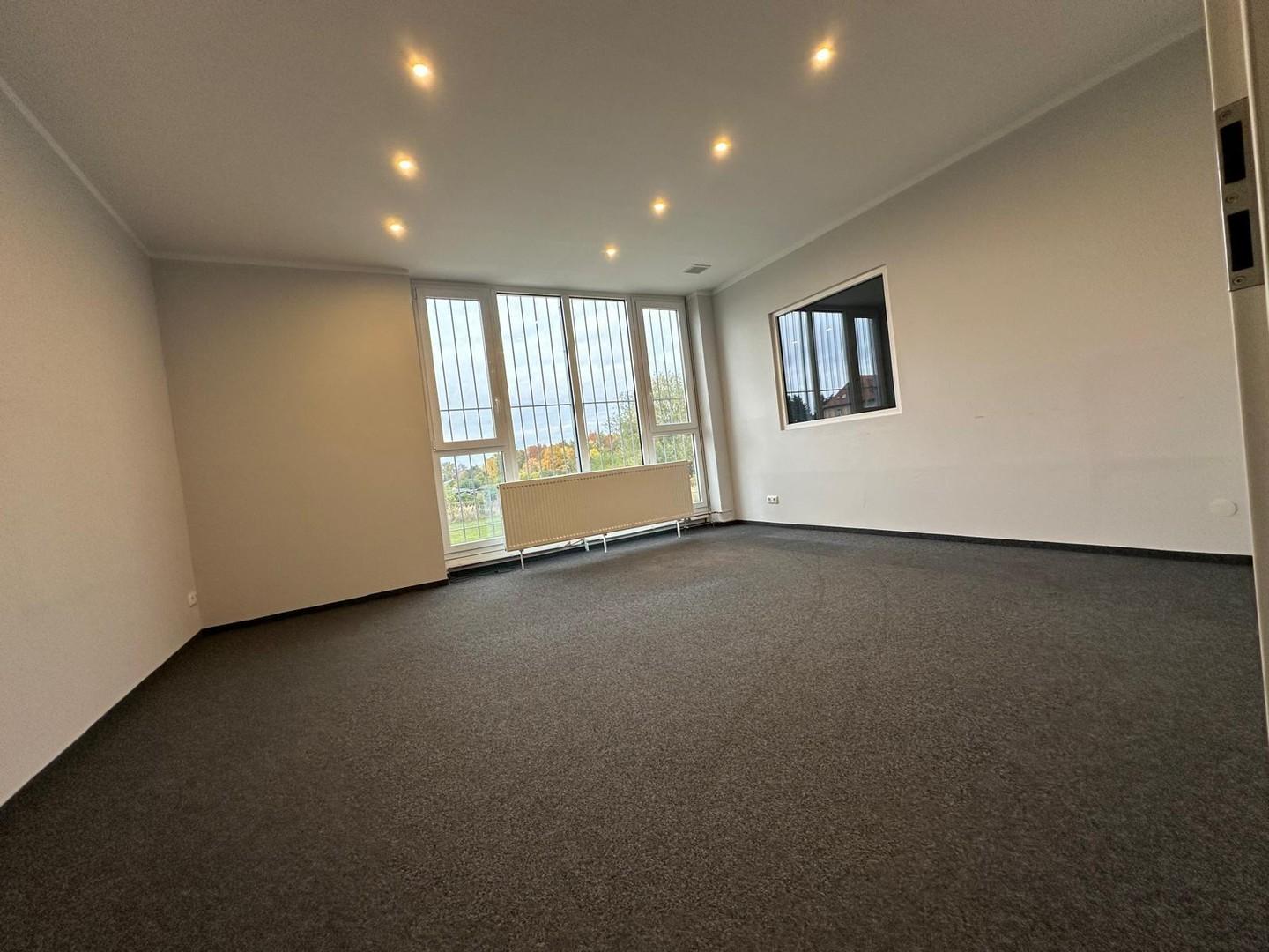 Büro 2