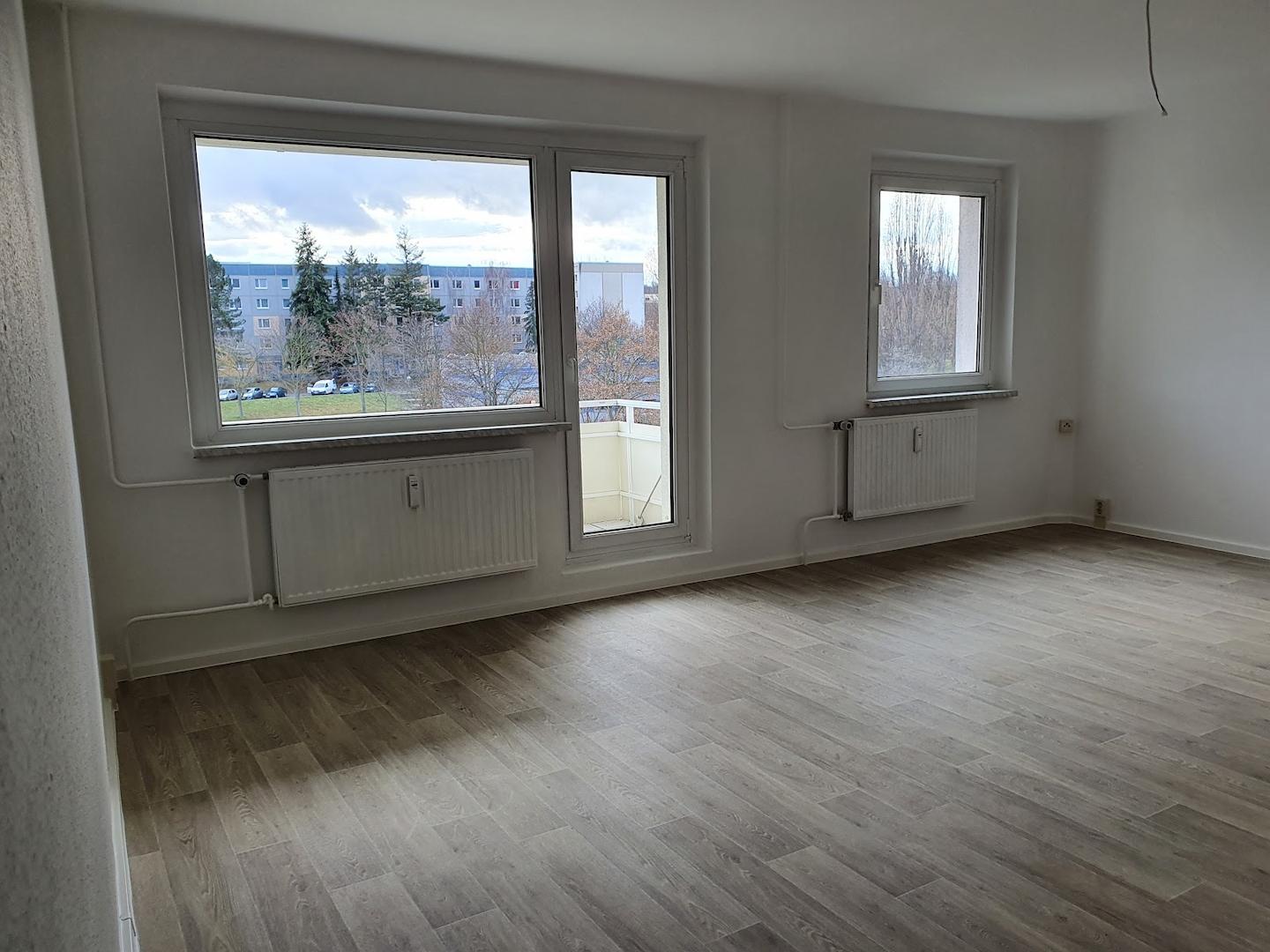 Wohnzimmer (Musterbild)