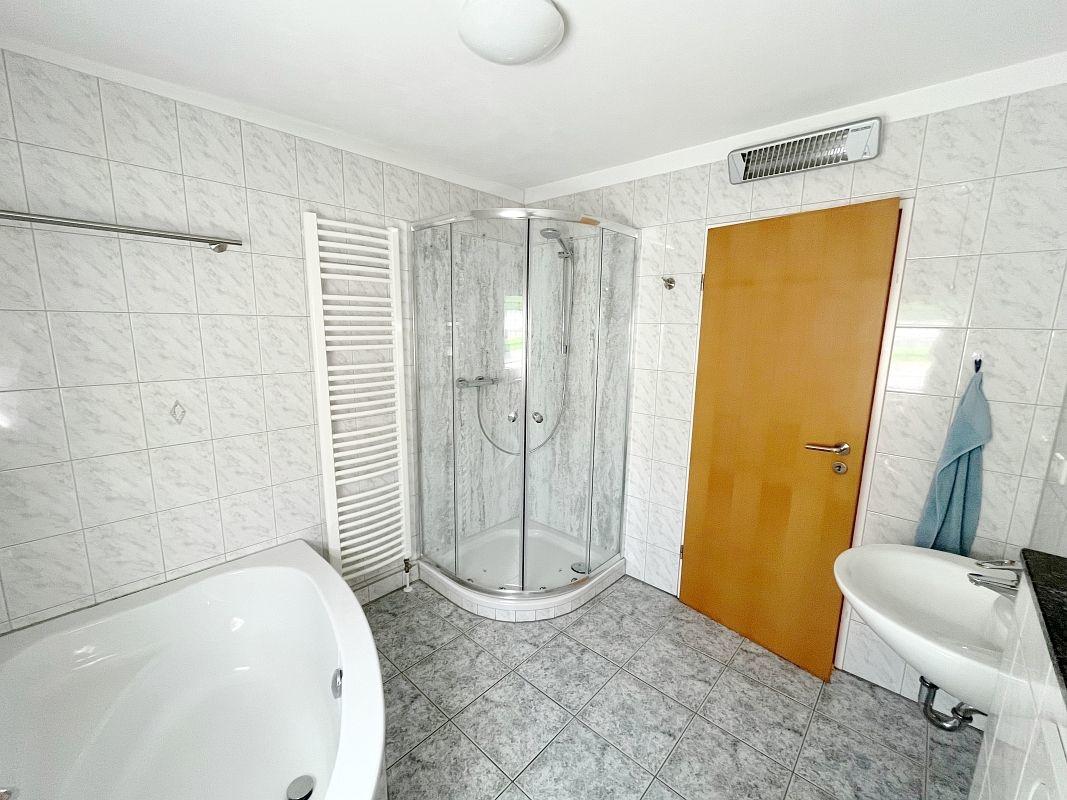 OG - .... und Dusche