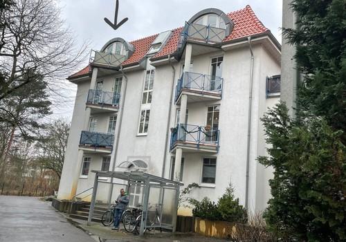 Außenansicht Türeingang