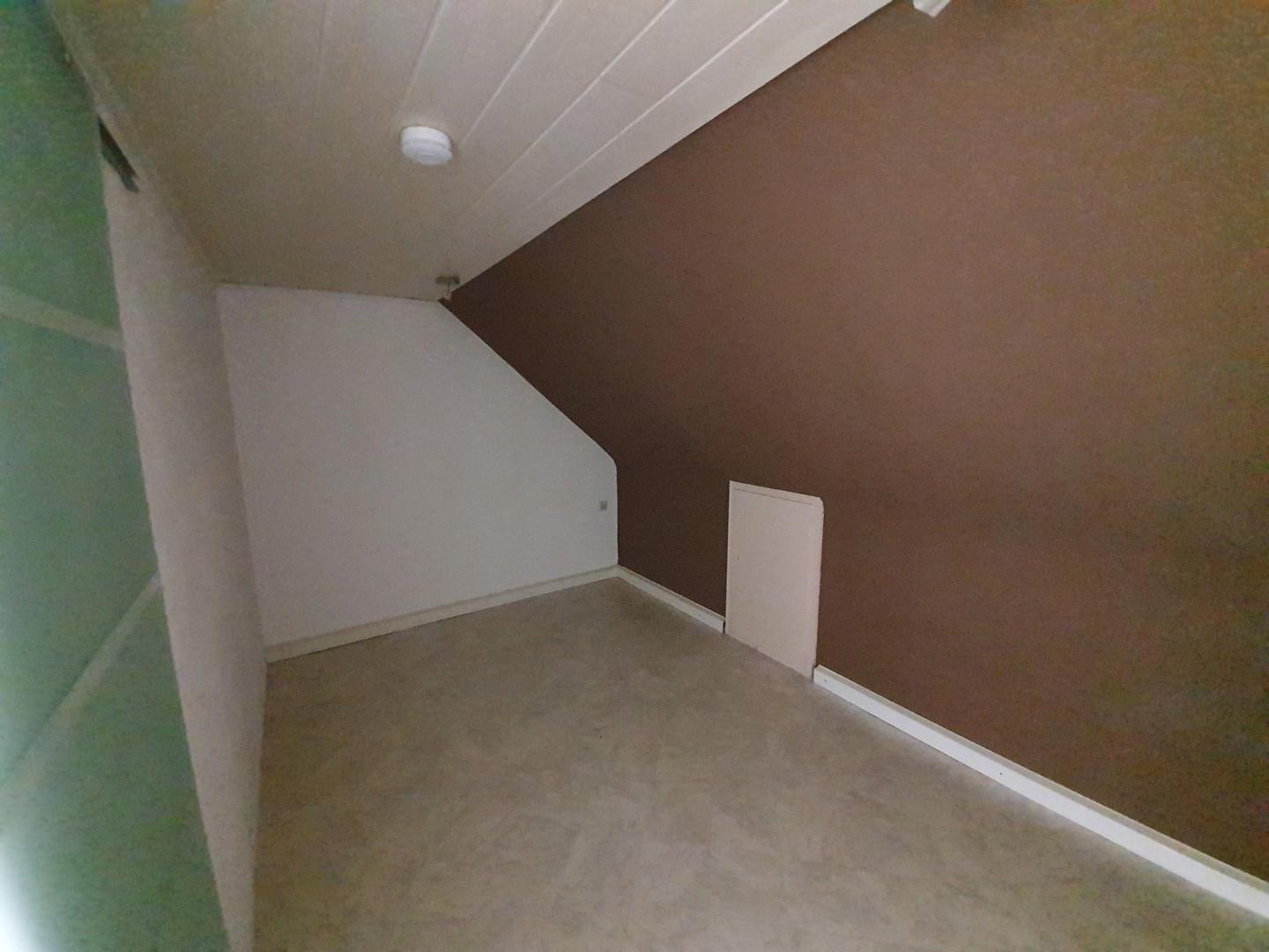 2.OG kl. Zi. neben Wohnzimmer