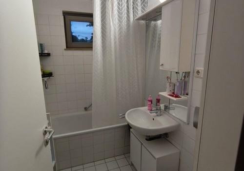 Bad mit Fenster