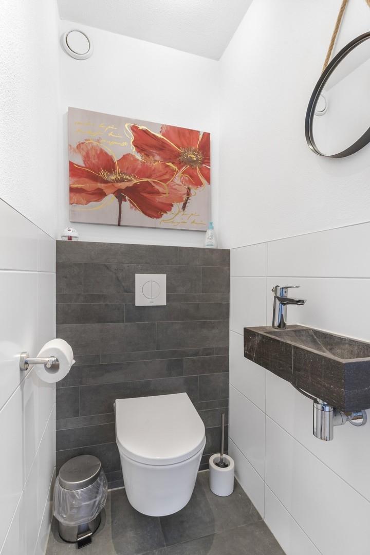 Gäste WC unten