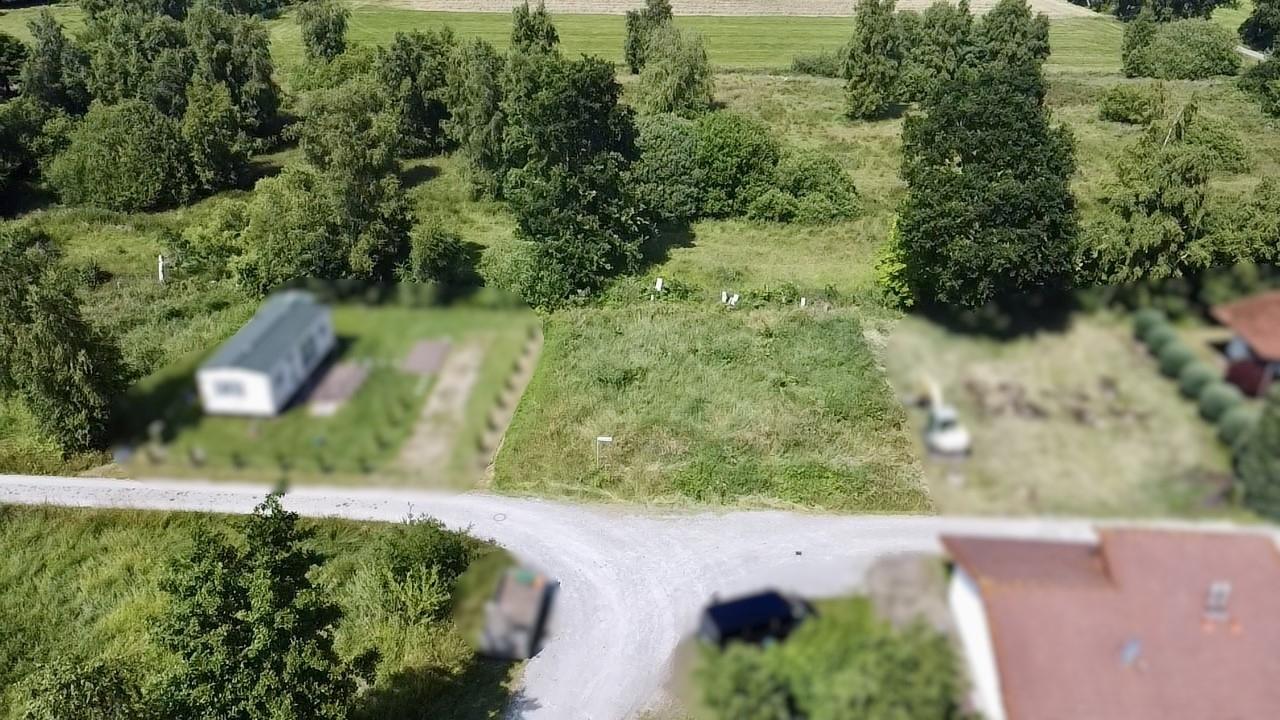 Grundstück