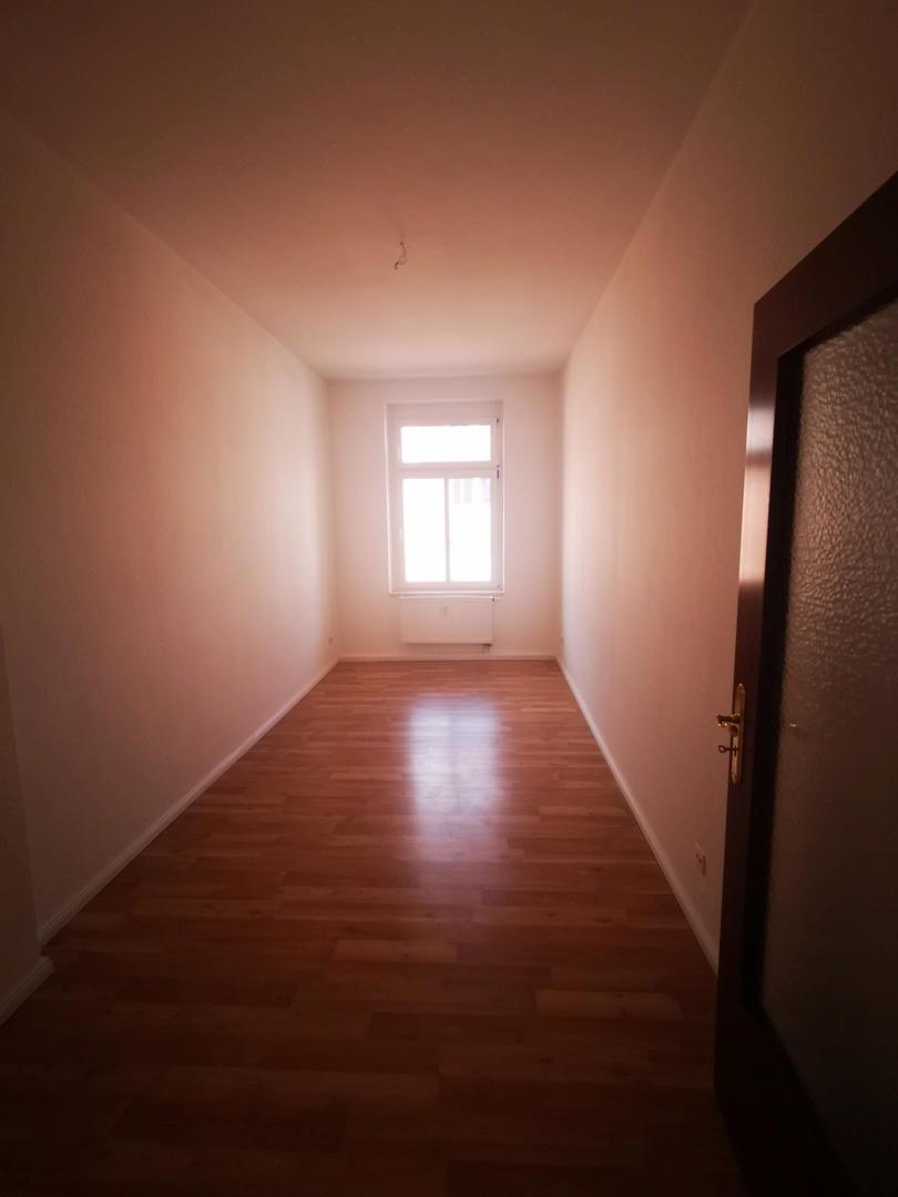 Kinderzimmer straßenseitig
