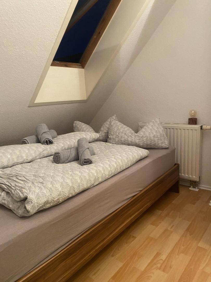 Schlafzimmer 2