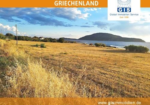 Blick auf die Insel Proti - kleines Grundstück
