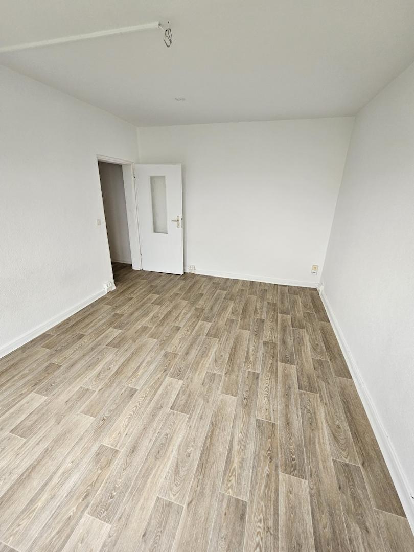 Wohnzimmer Bild 1