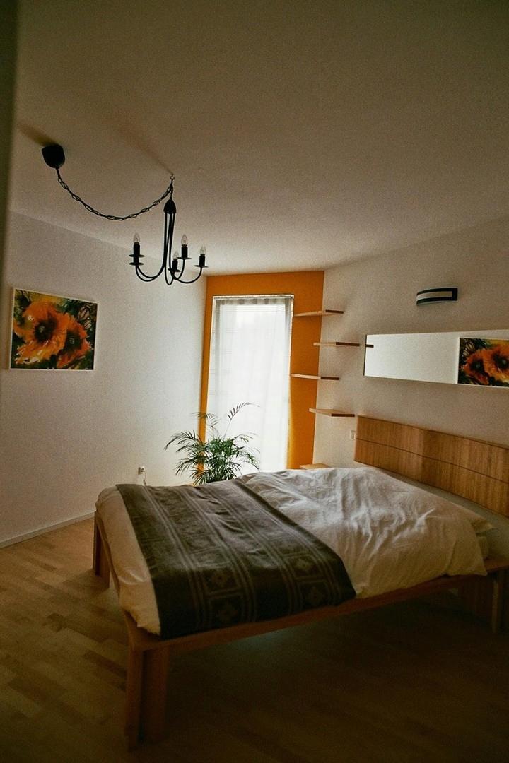 Schlafzimmer nach hinten raus