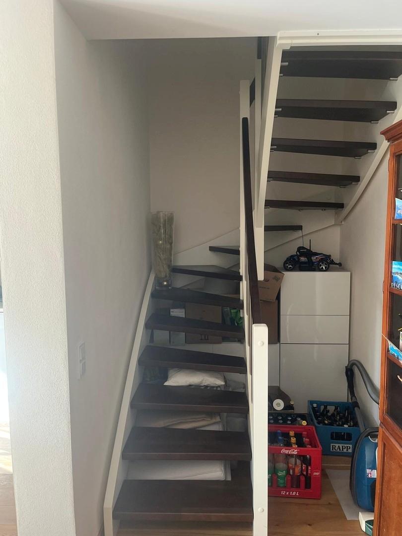 Treppe innen Maisonette