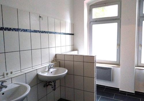 Bad mit zwei Waschbecken