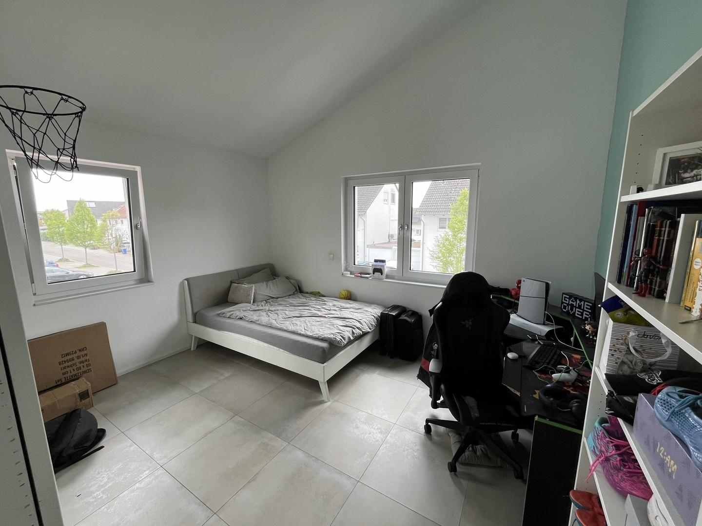 OG Schlafzimmer 2