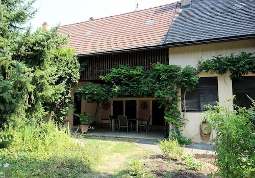 Wirtschaftsgebäude