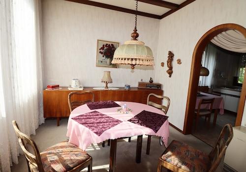 Esszimmer der Wohnung im OG rechts