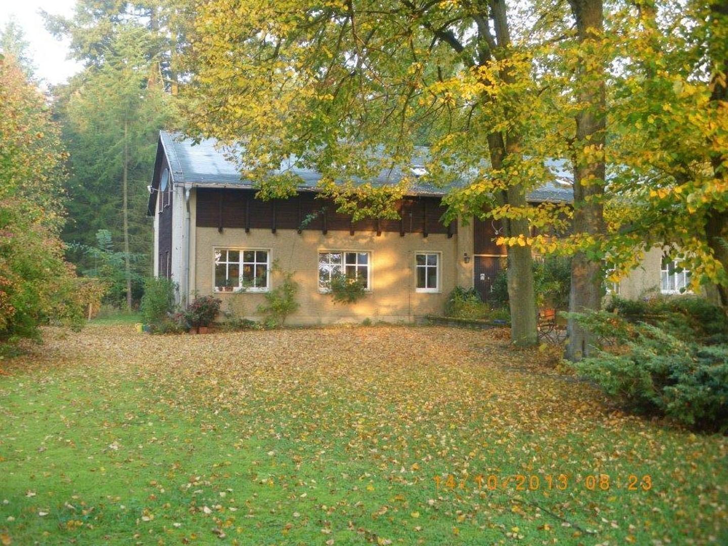 Herbst am Forsthaus
