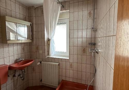 2. Dusche bei den Schlafzimmern