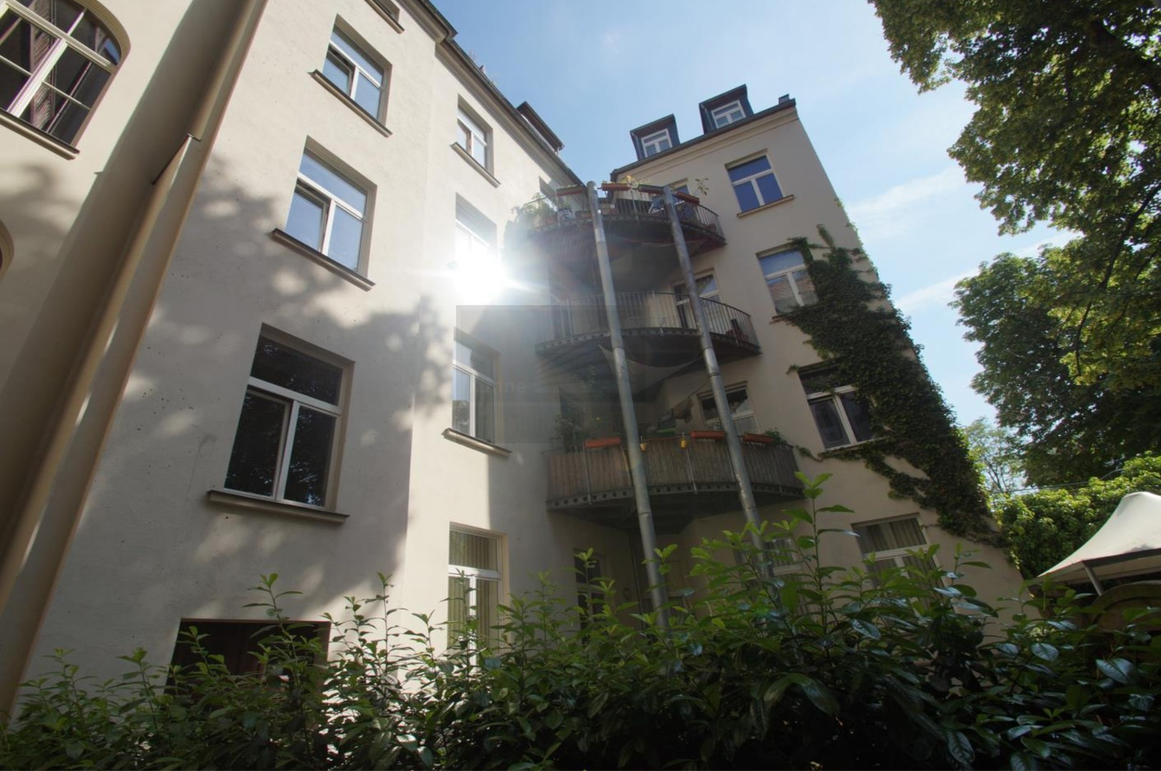 Rueckansicht
