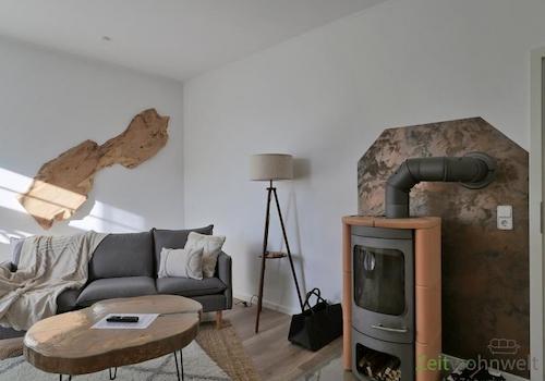 echter Kamin im Wohnzimmer