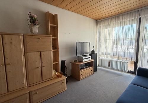 Kinderzimmer mit Zugang zum Balkon