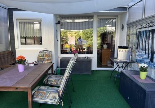 Terrasse mit Glasüberdachung