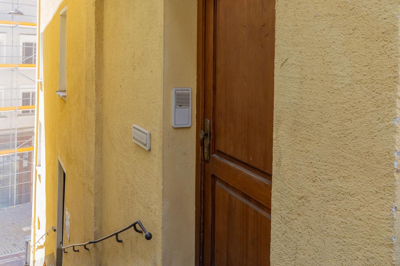 Ein zauberhaftes Altstadthaus mit Laden, 2 W/E und Dachterrasse