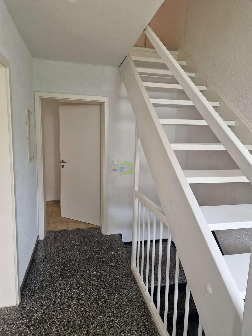 Flur mit Treppe