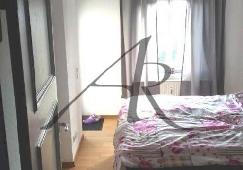 Schlafzimmer, Kinderzimmer mit Balkonzugang