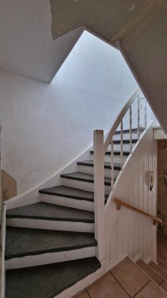 Treppenhaus zugang zum Dachgeschoss