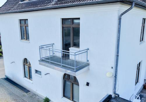 26 Außenansicht Balkon