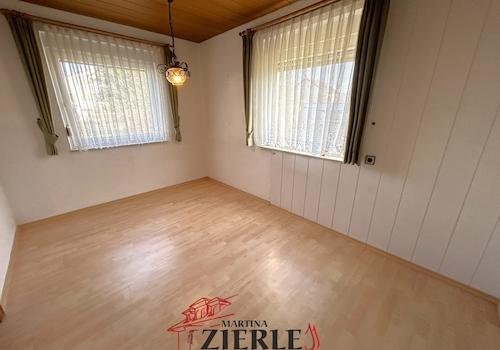 10- Zimmer EG